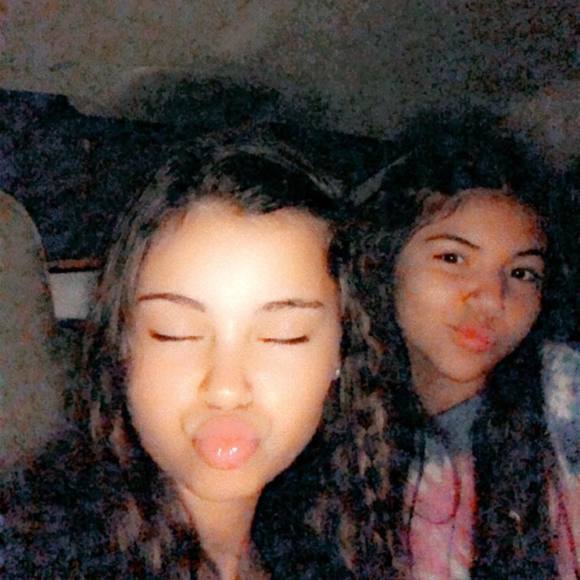 Meet your Posher, Jordyn - Picture 1 of 1